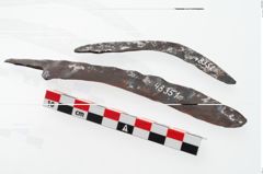Etikett zu Bronzekahnfibel (NHMW-PRAE-048352)